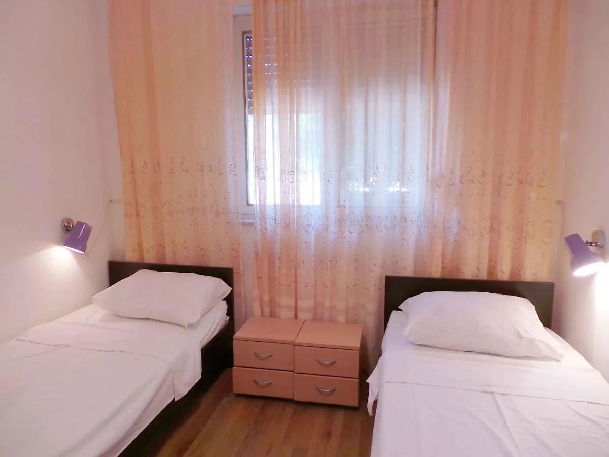 Holiday Home In Banjole/Istrien 10808